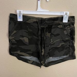 Camouflage fabric shorts